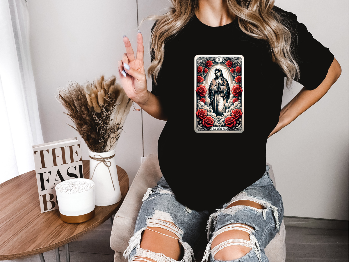 Virgen (black and white)