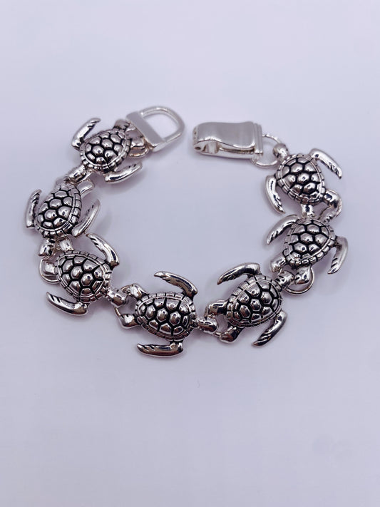 Silver Turtle Ladies Bracelet